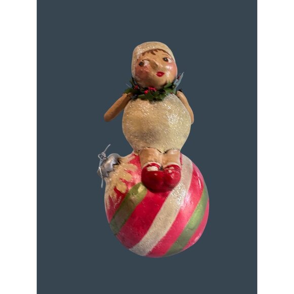 2004 Penny Mcallister Paper Mache Girl on Ornament Christmas Figurine Folk Art - Picture 1 of 8
